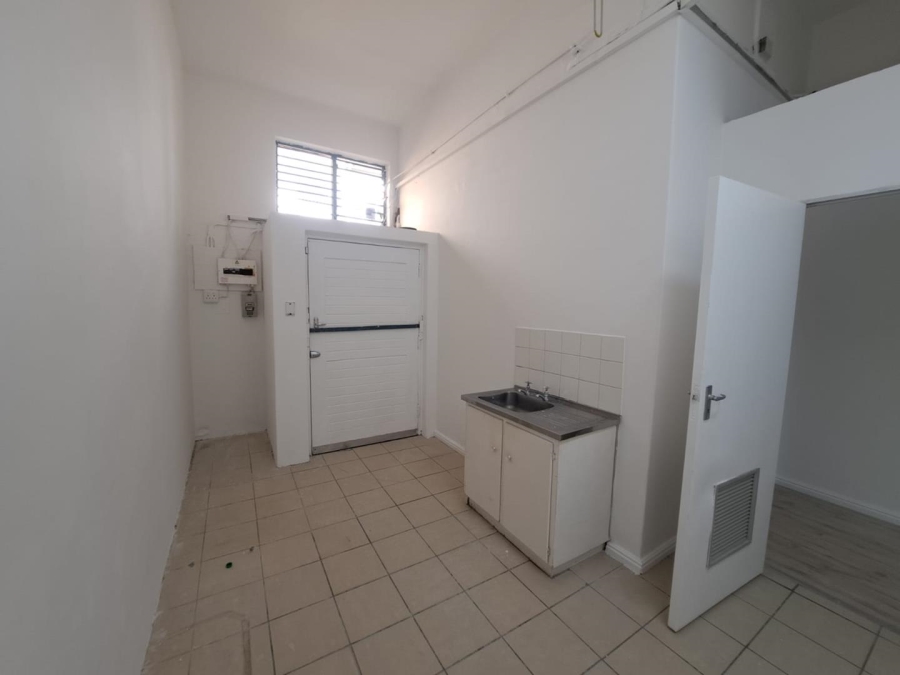 To Let commercial Property for Rent in Sea Point Western Cape